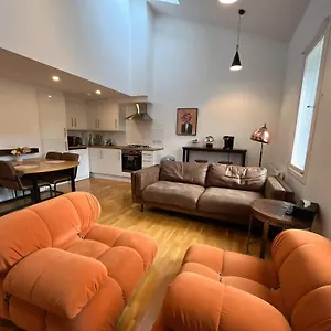  Apartamento 2 Bed 2 Bath With Private Parking